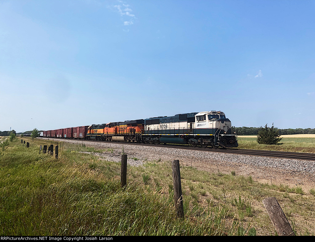 BNSF 9709 East